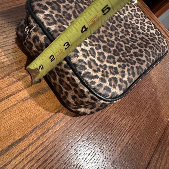 Michael Kors Brown and Black Crossbody Bag with Leopard Print - Picture 4 of 14
